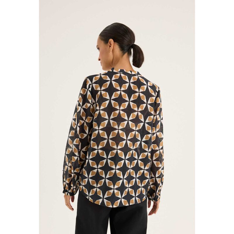 Yarra Trail Renaissance Shirt image number 1