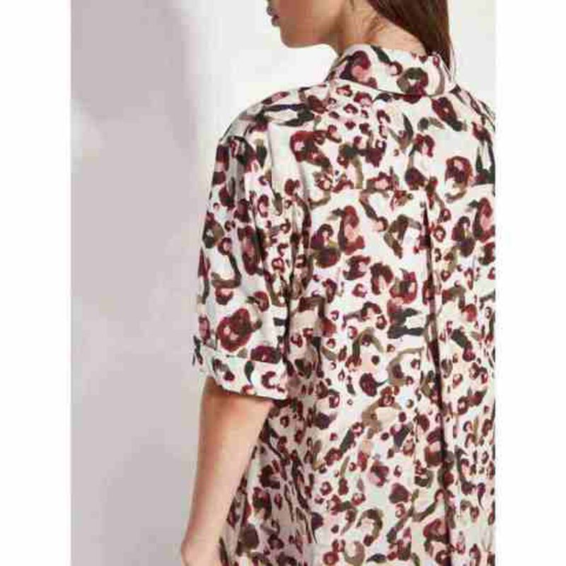 Juliette Hogan Isle Shirtdress image number 2