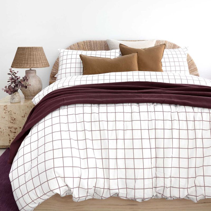 Bambury Grid Boysenberry Flannelette Quilt Cover Set image number 0