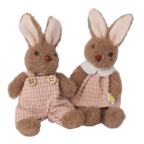 Moritz Easter Bunny Sitting