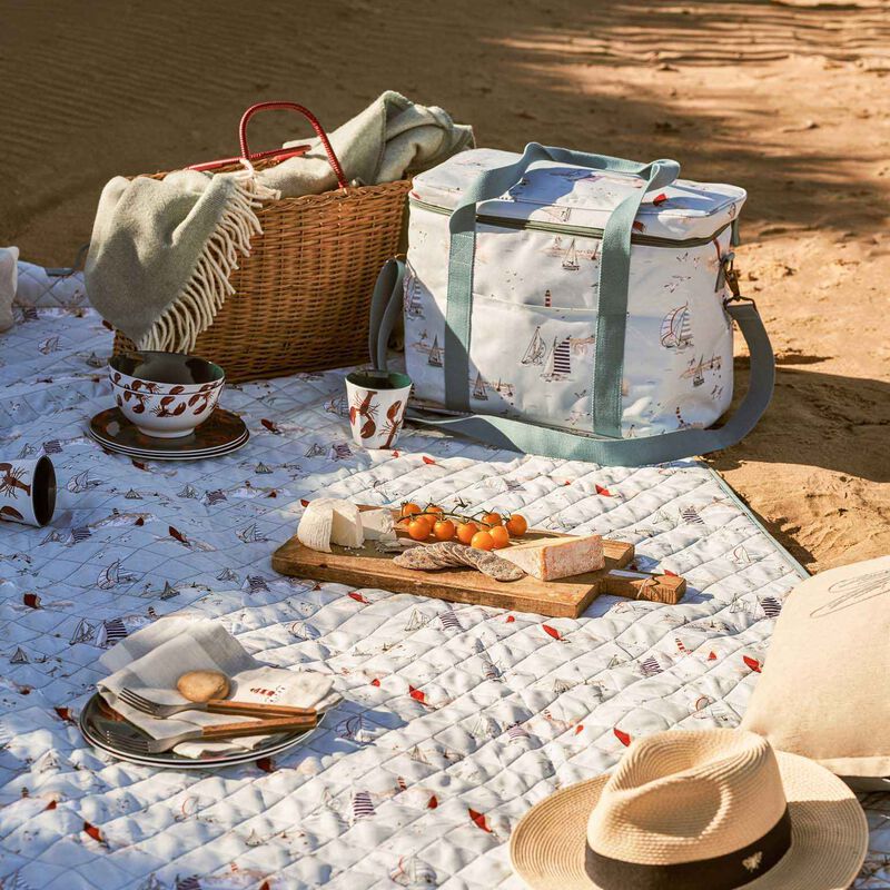 Sophie Allport Coastal Boats Picnic Bag image number 1