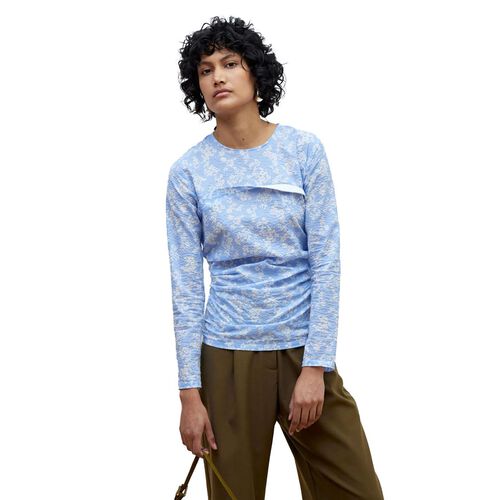 Gregory Naoto Top