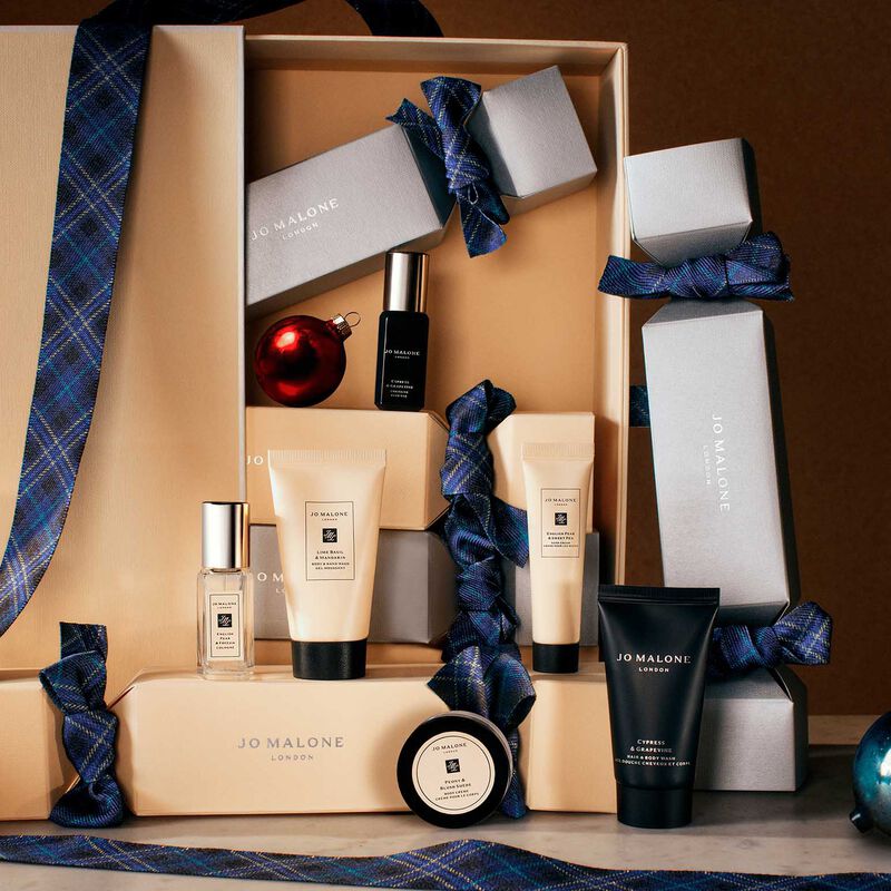 Jo Malone London Cracker Collection image number 1