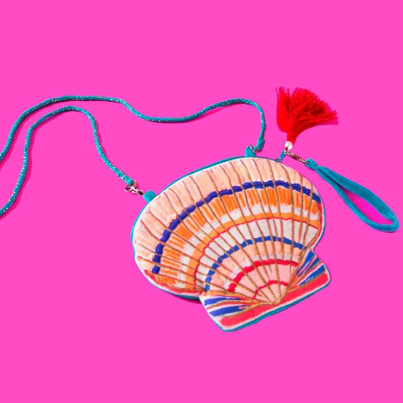 House Of Disaster Coral Shell Make Up Bag image number 3