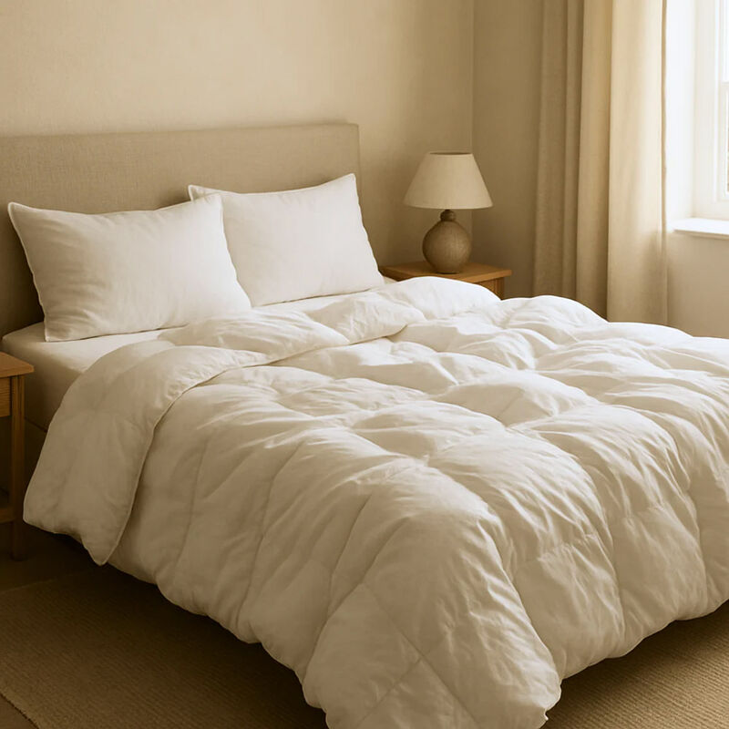 Home Lab All Seasons Luxe 50/50 Feather/Down Duvet Inner image number 1