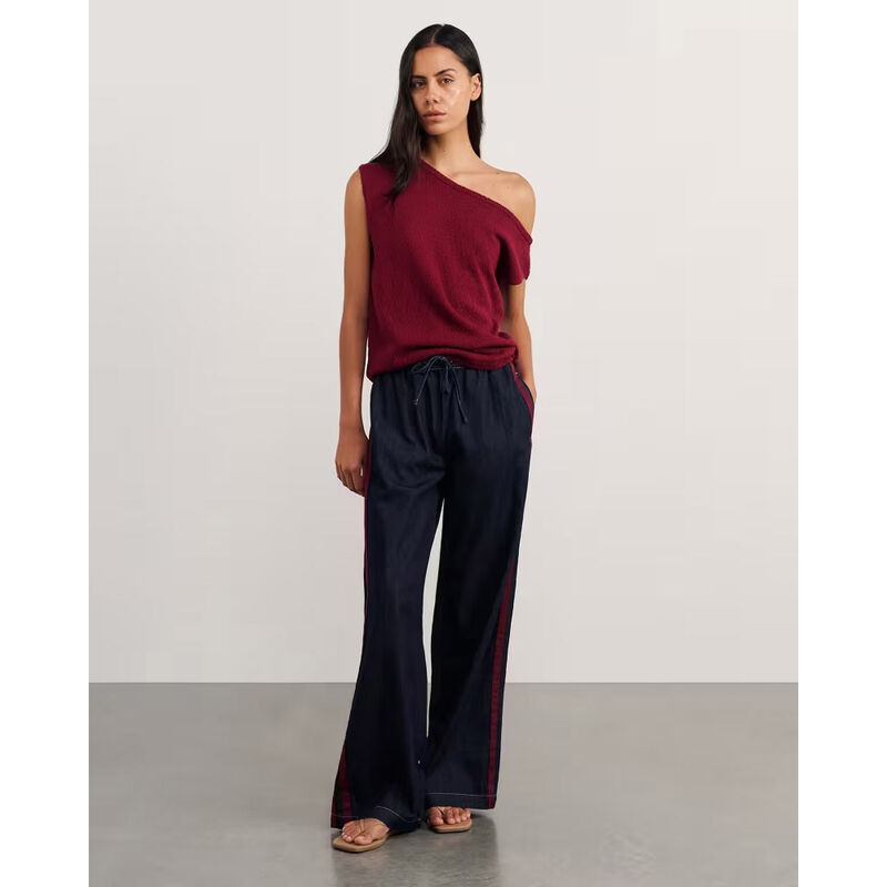 JAG Arden Off Shoulder Knit image number 27