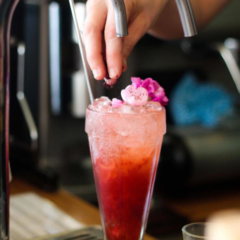Six Barrel Soda Hibiscus 500ml image number 1