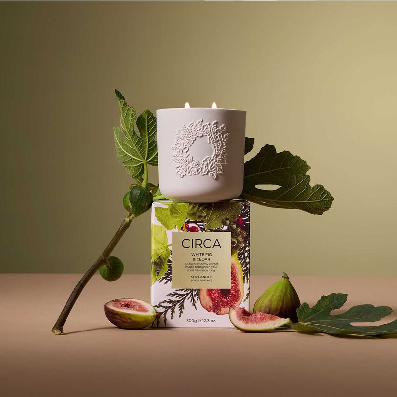CIRCA White Fig & Cedar Soy Candle 300g image number 1