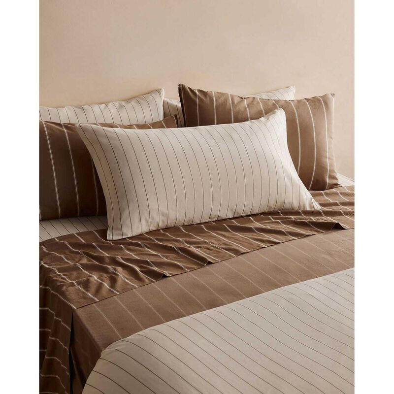 HOMMEY. Scandinavian Pillowcase Pair image number 3