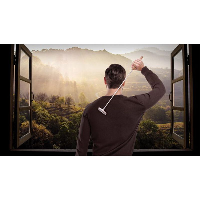 Maverick Deluxe Telescopic Back Scratcher image number 1