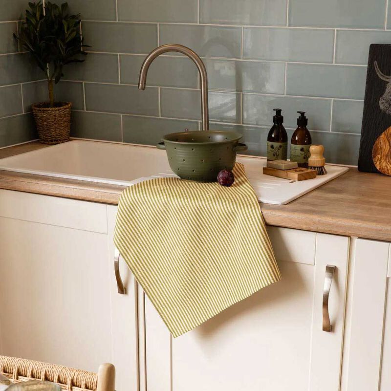 Selbrae House Linen Tea Towel - Green Stripe image number 1
