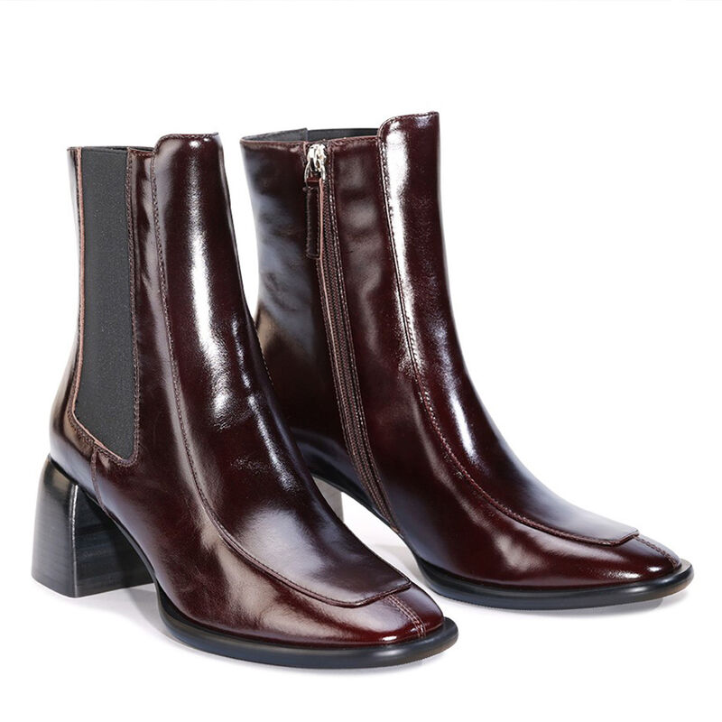 EOS Charcoal Chelsea Boot image number 2