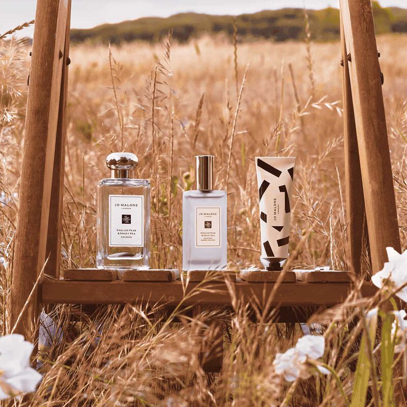 Jo Malone London English Pear & Sweet Pea Hair Mist 30ml image number 2