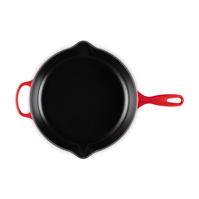 Le Creuset Signature Cast Iron Round Skillet 30cm image number 12