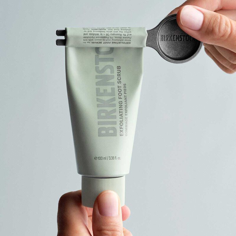 Birkenstock Care Essentials Tube Squeezer image number 1