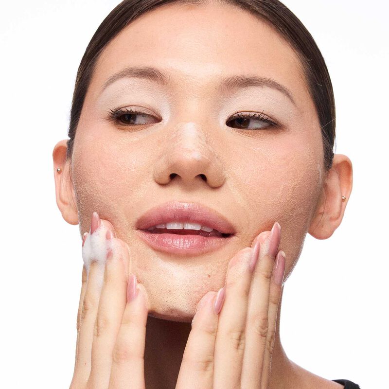 MAC Major Foamo Jelly Cleanser 50ml image number 2