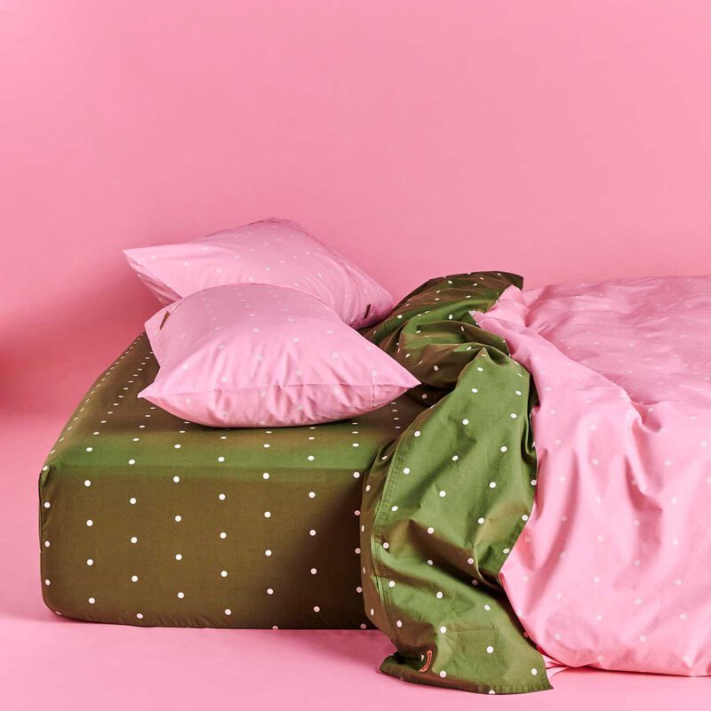 Kip&Co Polkadot Strawberry Organic Cotton European Pillowcases 2P Set image number 1