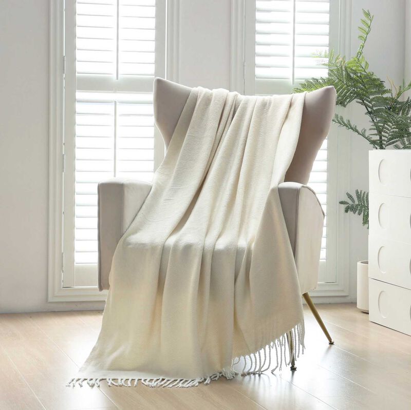 Top Drawer Chevron Throw 150x200cm Natural image number 1
