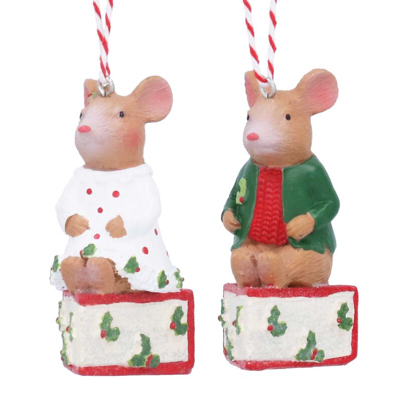 Gisela Graham Resin Holly & Alfie Mouse On Cheese Slice Dec, image number 0