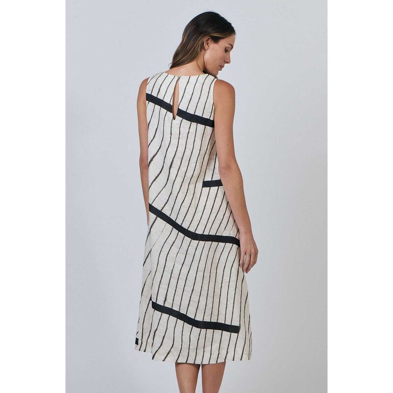 Naturals By O & J Isobars Dress image number 1