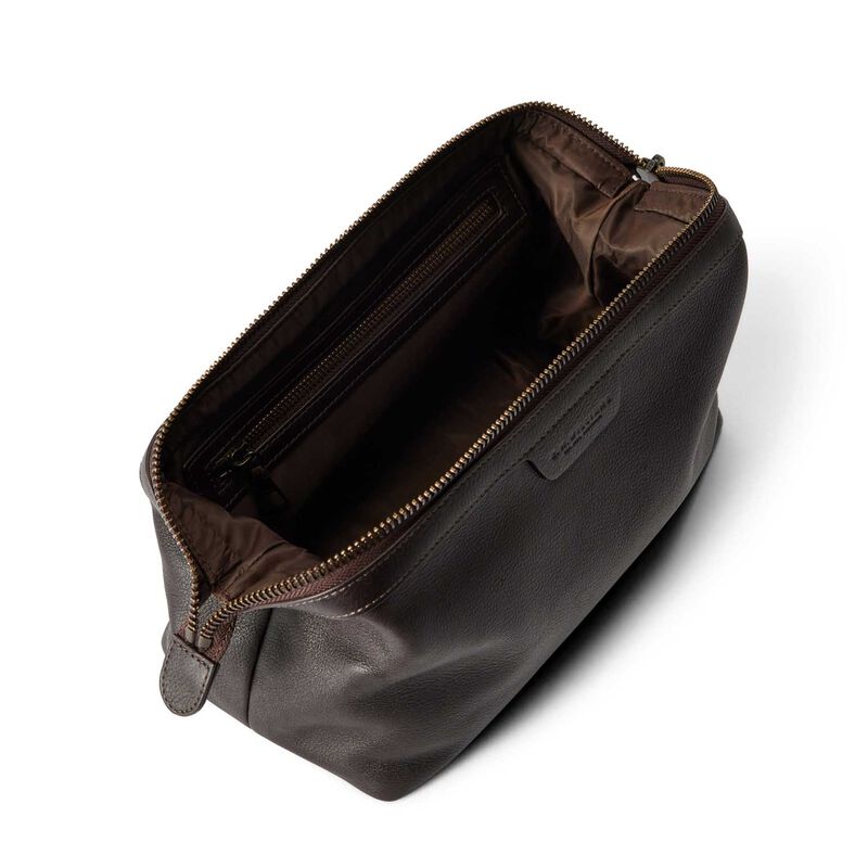 R.M. Williams Farrier Washbag image number 5