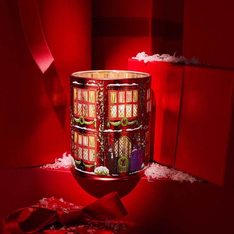 Glasshouse Fragrances Night Before Christmas Soy Candle 760g image number 2