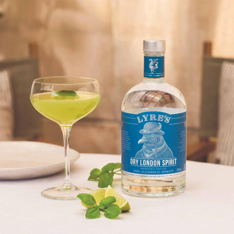 Lyre's Dry London Spirit 0% 700ml image number 1