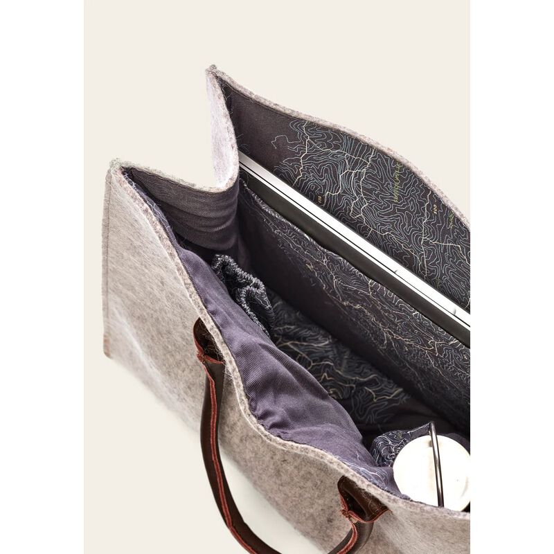 Honest Wolf The Everyday image number 2