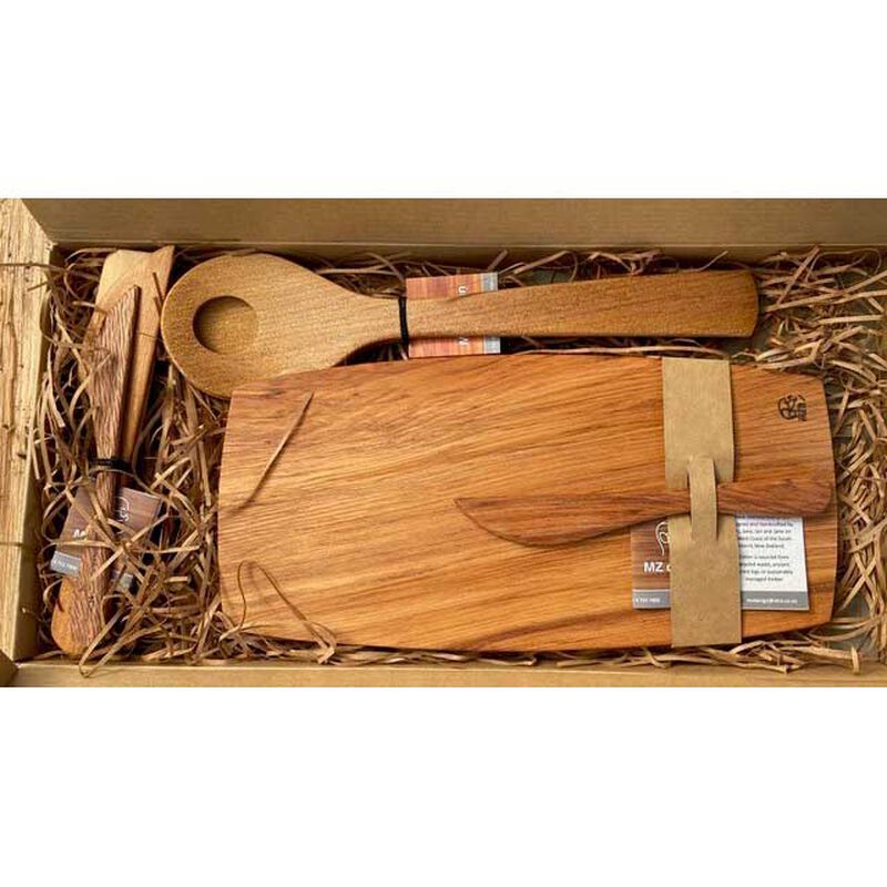 MZ Design Gift Set: Salad Servers, Serving Board & Knife and Cheese Set image number 0