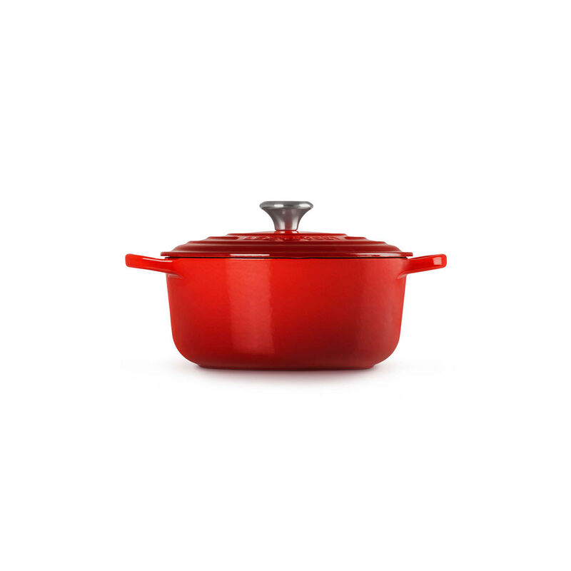 Le Creuset Signature Cast Iron Round Casserole 20cm image number 14