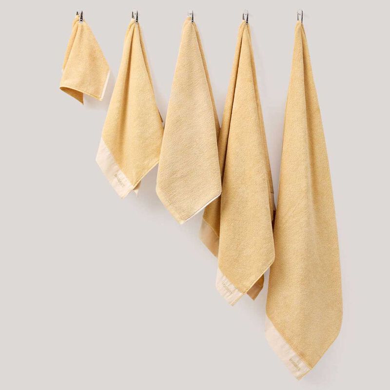 HOMMEY. Bathroom Refresh Towel Collection image number 3