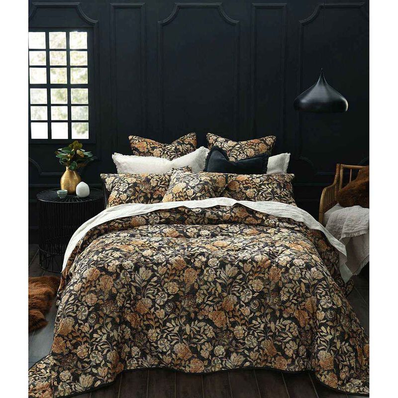 MM Linen Beaumont Bedspread Set image number 0