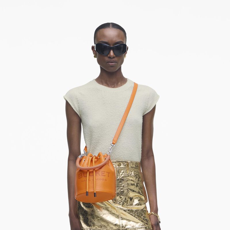 MARC JACOBS The Leather Bucket Bag image number 15