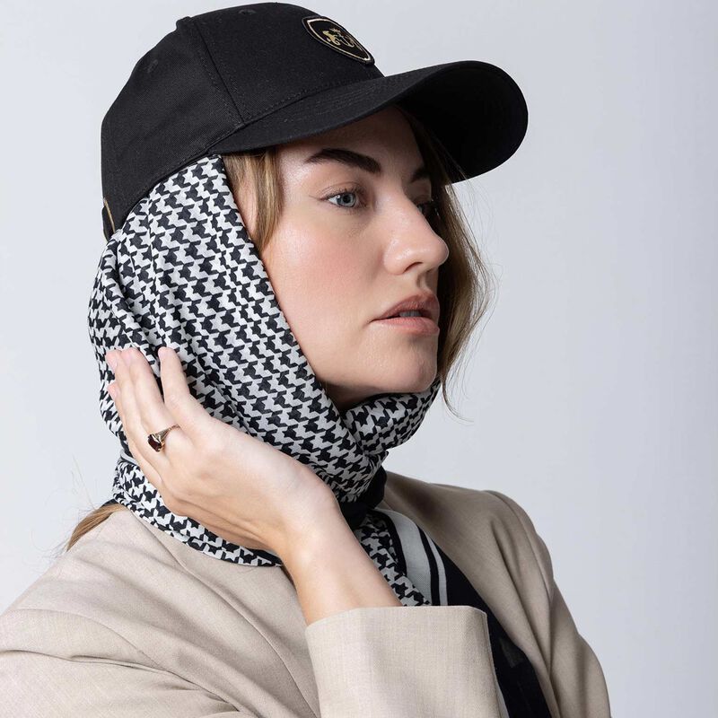 Dark Hampton The Hunter - Cashmere Modal Scarf image number 1