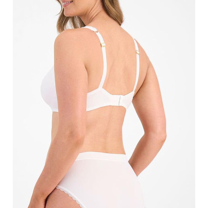 Berlei Barely There Lace Bra image number 9