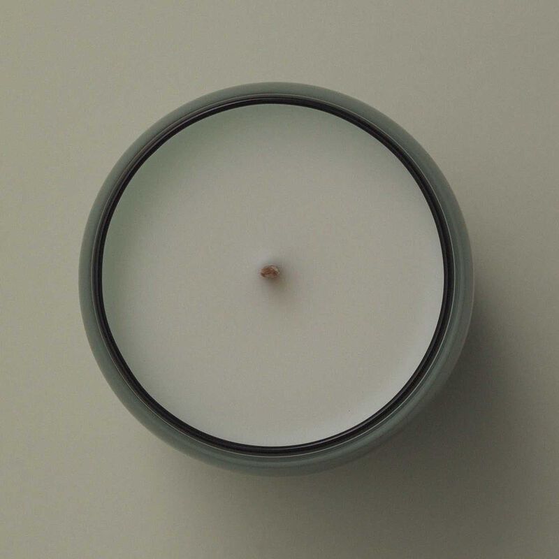 Ashley & Co Waxed Perfume Kitchen Canddle Lotus Leaf & Lustre + Yuzu 310g image number 1