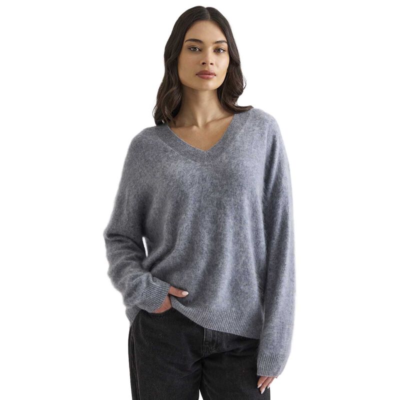 Mia Fratino Lenni Vee image number 0