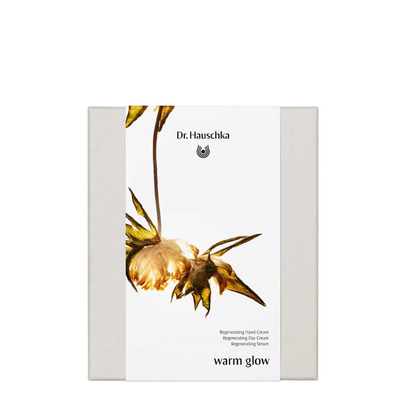 Dr Hauschka Warm Glow Gift Set image number 0