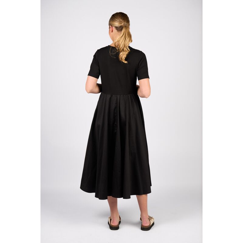 Vassalli T-Shirt Dress With Woven Skirt And Pockets image number 5