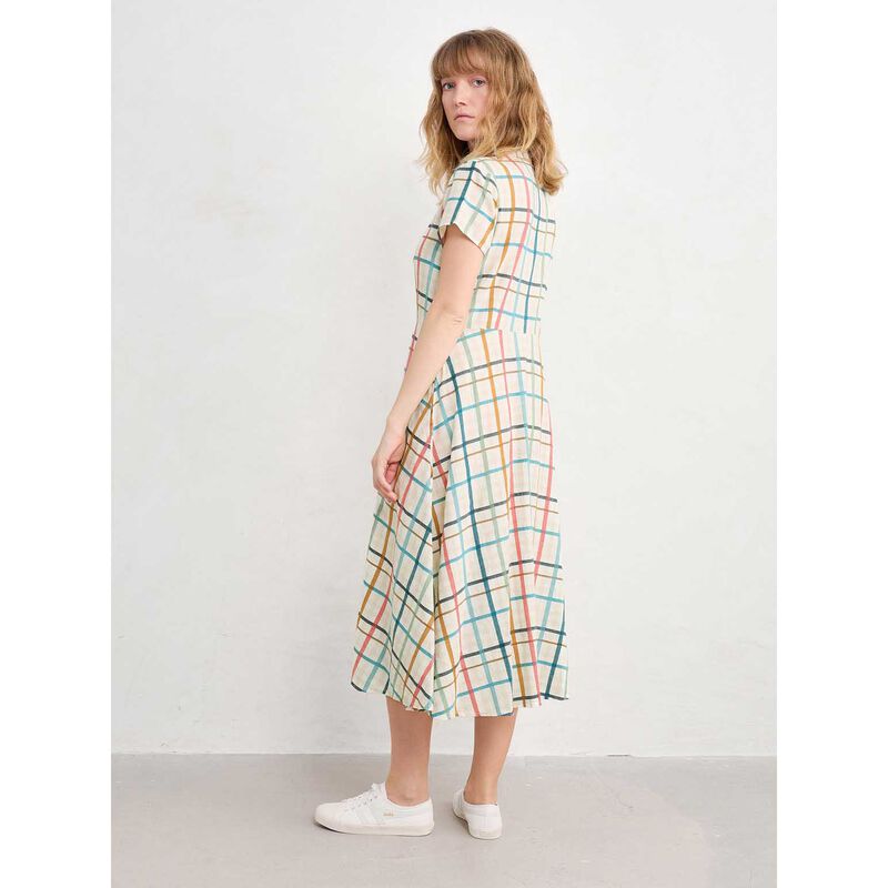 Seasalt Cornwall Carved Wood Dress Studio Easel image number 1