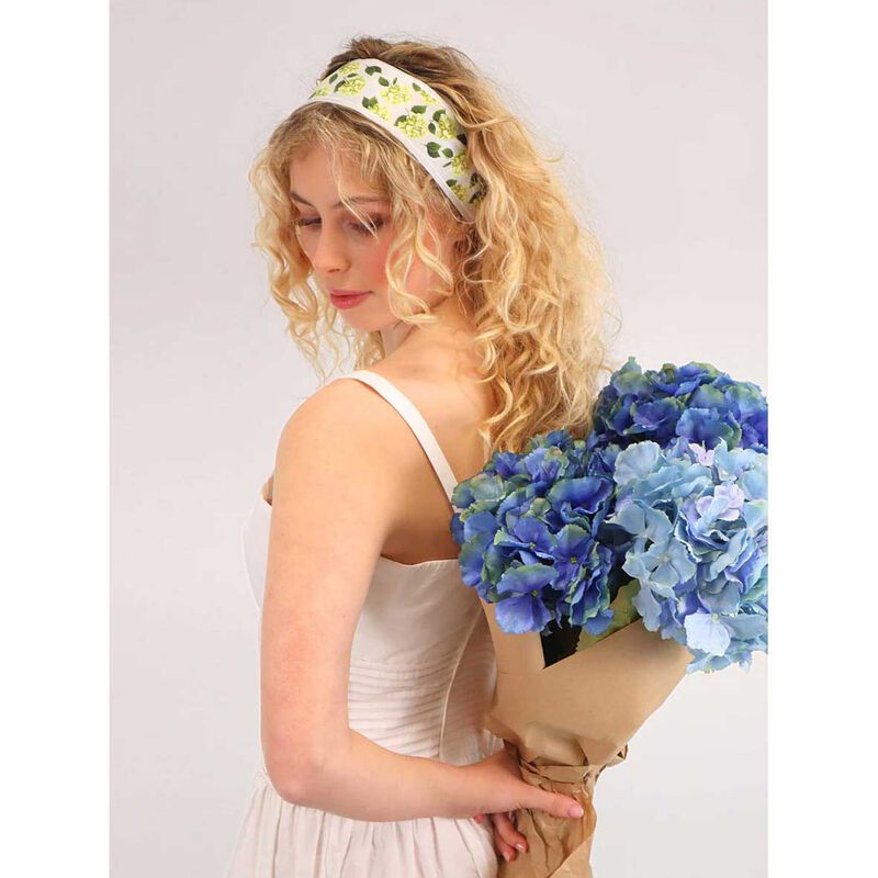 Dark Hampton The Cousins Silk Twilly image number 2