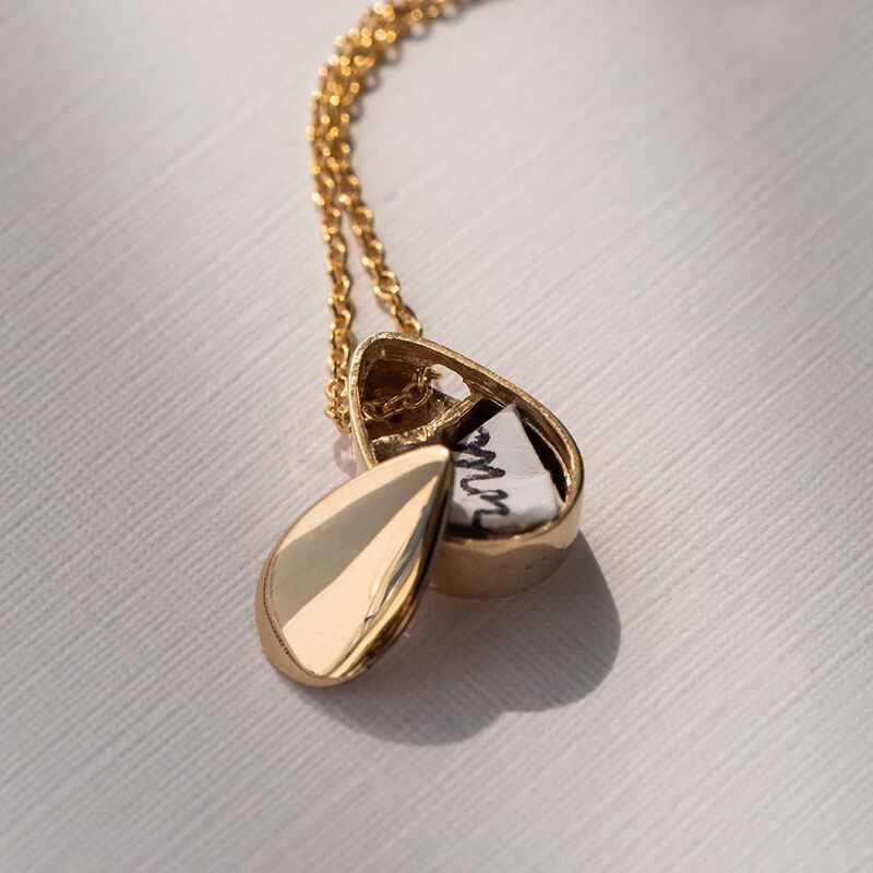 LOVE IN A JEWEL The Love Drop Keepsake Pendant image number 1