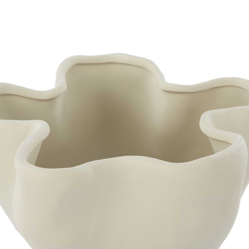 Amalfi Fluid Vase image number 3
