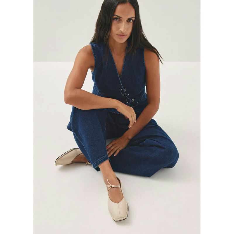 Alohas Sway Leather Ballet Flats image number 1