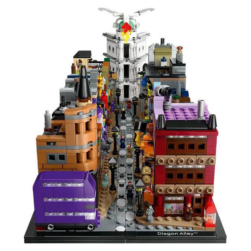 LEGO Harry Potter ™ Diagon Alley™ Wizarding Shops image number 2