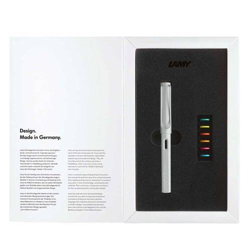 LAMY Safari Le Fountain Pen All White Multi Medium (0B1)