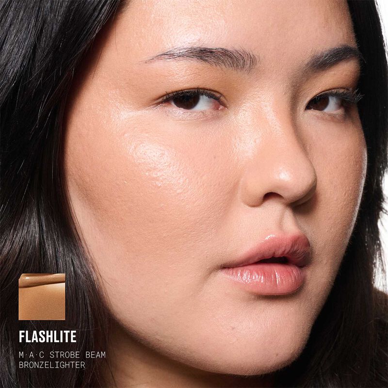 MAC Strobe Beam Liquid Bronzelighter image number 6