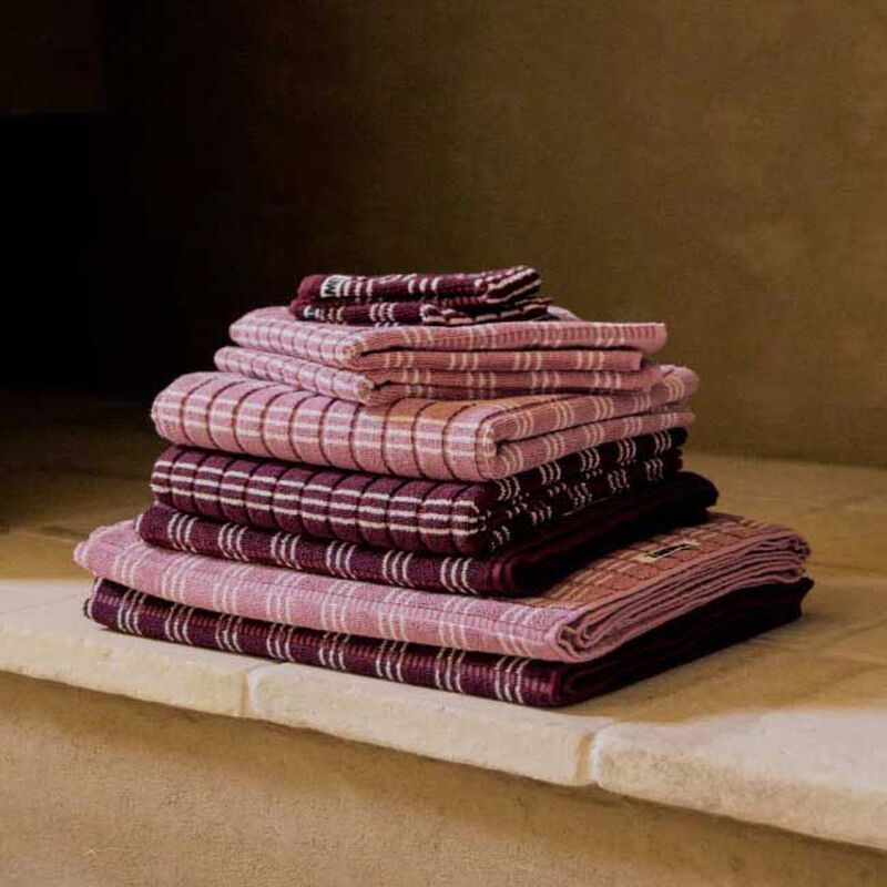 HOMMEY. Oasis Towel Collection image number 1