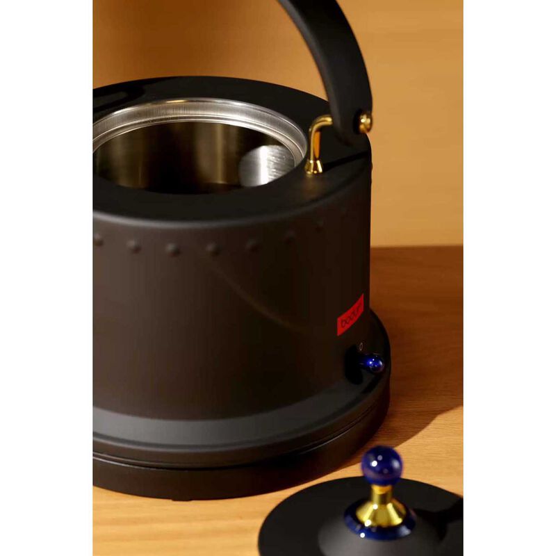 Bodum Electric Water Kettle, 1.0L, 34 oz, 1380w image number 2