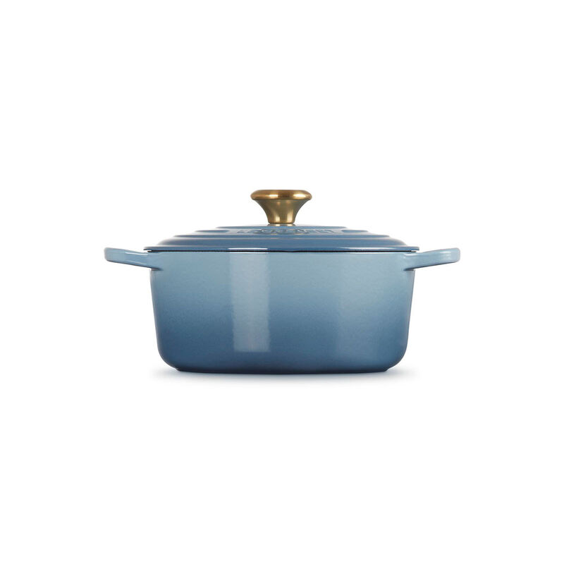 Le Creuset Signature Cast Iron Round Casserole 24cm image number 18